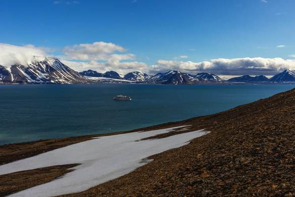 AE Expeditions Sofiebogen, Svalbard, Adrian Wlodarczyk-1.jpg